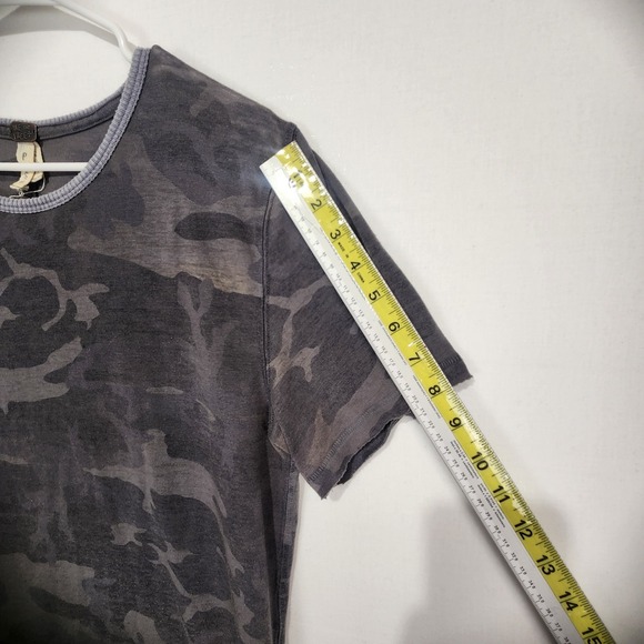We The Free Women's Casual Comfy Camo T-Shirt Gray Size S - Picture 6 of 9